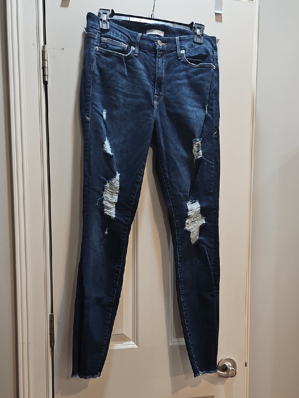 Good American Good Legs Dark Blue Ripped Skinny Jeans size 30/10